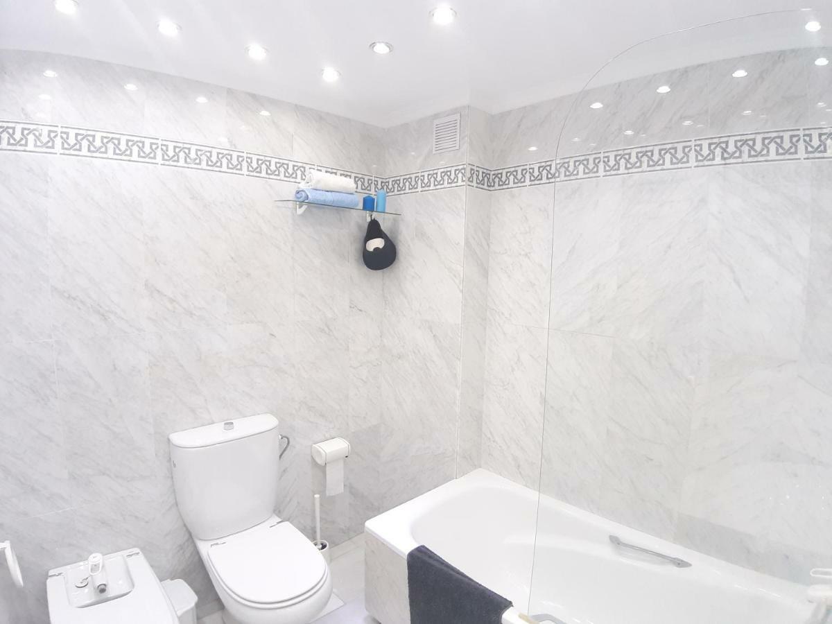 Spacious Beach Flat In Fuengirola - Los Boliches Esterno foto